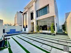 villa with swimming pool+roof , fully furnished and located opposite the mosque,negotiable price (In
