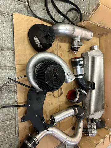 Vortech V-3 Centrifugal Supercharger (negotiable)