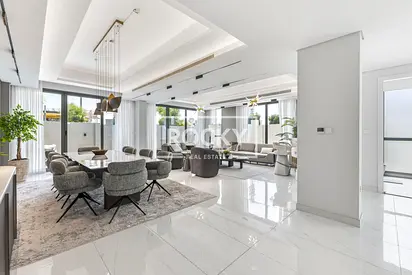 Fully Furnished | Sophisticated | Vacant