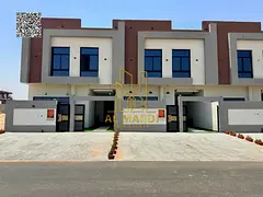 New townhouse, price includes registration fees, electricity, water, air conditioners, modern design