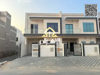 Unbeatable price: Luxurious modern villa, freehold ownership, including registration and title fees
