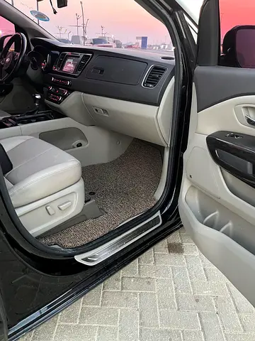 2018 KIA CARNIVAL 缩略图 10