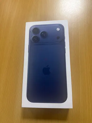 Brand new sealed iPhone 17 Pro Max (blue) in original box