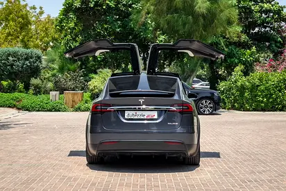 2020 Tesla MODEL X — фото 8