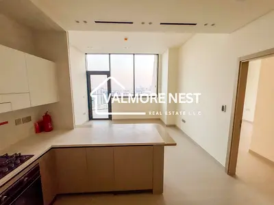 Fully Furnished 1BR | Skyline View | Private Pool Access