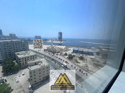 غرفة وصالة بإطلالة بحرية بانورامية مباشرة على البحر مباشرة – سكن فاخر في ليوارة 1