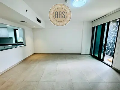 HUGE ONE BEDROOM WITH CLOSED KITCHEN-RENT 60k IN 4CHQS