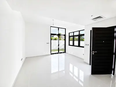 Landscaped Garden | Closed Kitchen | 3BR+Maid