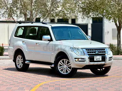 Mitsubishi Pajero 2017 Model Gcc Specs Full Option (Low mileage)