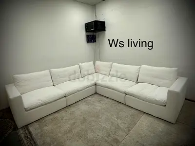 Still brand new ws living Sofa