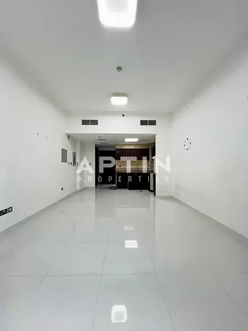 Bright Studio Apartment | Balcony | Arabian Gates