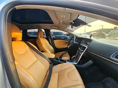 2019 Volvo V-CLASS 照片 11