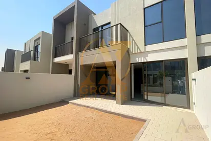 Limited Offer | Beautiful 4BR Townhouse | Luxury Living