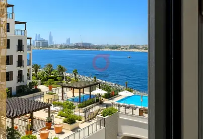 Bright 1BR | Sea & Skyline View | Prime Location