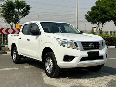 Nissan Navara 2022 XE GCC Specs - Excellent Condition Pickup
