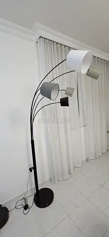 Modern multi-arm floor lamp with five shades - black base, mixed shades