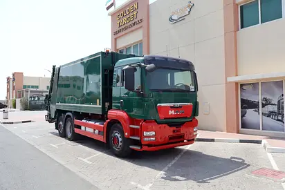 MAN TGS 26.320 6X2 COMPACTOR TRUCK 2014