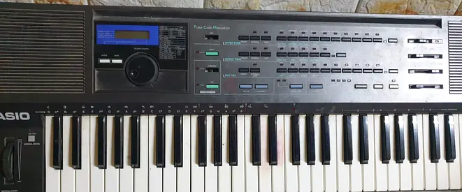 Casio HT3000 Keyboard - Perfect for Enthusiasts