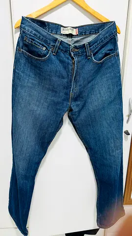Levis Orignal jeans - good condition, size 32 labelled on