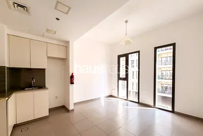 Vacant | Flexible Cheques | Unfurnished