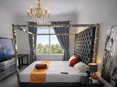 Palm Master bedroom