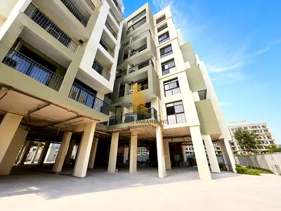 URGENT SALE | NEAR PARK | NEAR TO HANDOVER
