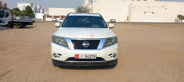 Nissan Pathfinder SV 2014 - Very Good Condition - American Specs