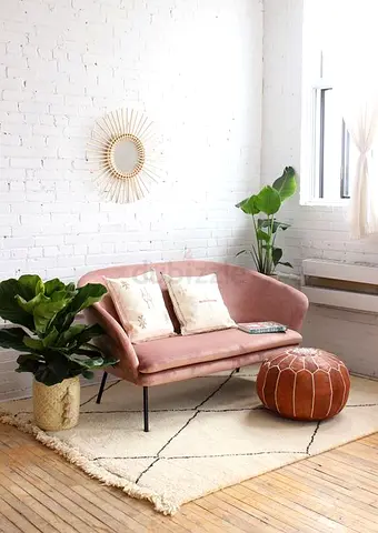 Blush Pink Velvet 2-Seater Sofa - Mid-Century Style