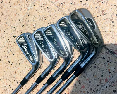 Set of Titleist 716 AP2 Irons - 5-PW, without 7 iron -Good Condition
