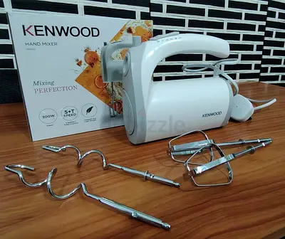 Kenwood Hand Mixer with Dough Hooks  Beaters - Excellent Condition