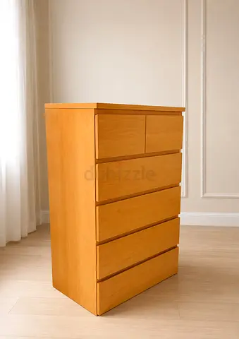 Modern Wooden Chest of Drawers