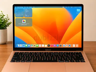 Apple MacBook Air(2020) 13.3inch M1 (Rose Gold) - Like new , Battery health 100%