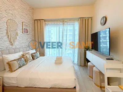 Fully Furnished | Vacant | Community View