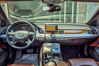 2014 AUDI A8 — миниатюра 9