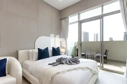 Modern Furnished | 4 Cheques | Stylish studio