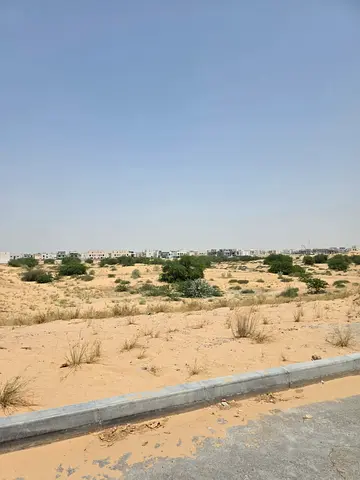 للبيع قطع اراض سكني بمنطقة الحوشي ( الطرح الجديد ) ضاحيه البديع بالشارقة