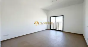 Semi Furnished | 1BR +Storage | Vacant | Near To Exit