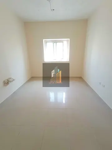 Close 2 hall Central AC with balcony near jubel station