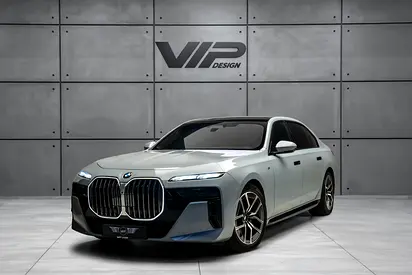 BMW 735i M-KIT | 2024 | GCC Specs | Agency Warranty  Service