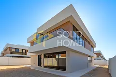 Luxury Ready villa | Full Privacy| Prime location
