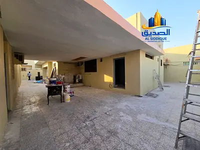 Big 8bhk Villa Ac Fitted 2 kitchen Maid Room Near Main Road 95k