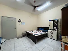 Single private room for rent