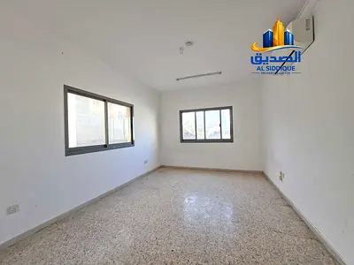 Spacious big 3 BHK Split Ac balcony master bedroom just 45k Split ac