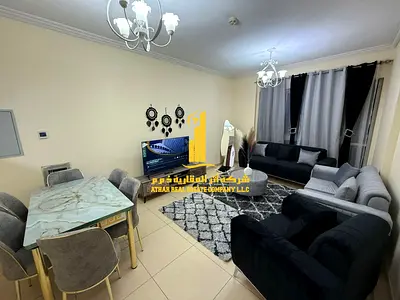 لراغبي الفخامة والتميز شقة فاخرة للايجار الشهري غرفة وصالة باطلالة مفتوحة مفروشة بالكامل باثاث راق جدا مع مطبخ مجهز بالكامل بأحدث الاجهزة ✨