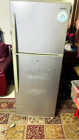 Samsung refrigerator, very good cooling condition , Neat and clean ready to use