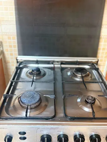 Cooking range - 4 burners