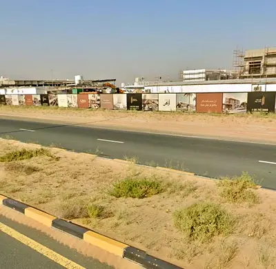 On a public street / a special location / promising and strong investment / a serviced area