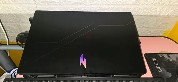 Acer Nitro V15 i9 5060 8GB 1 TB SSD