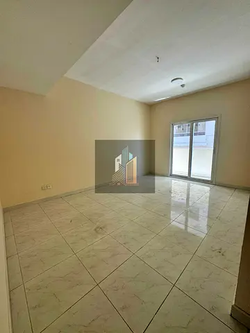 VERY CLEAN 1BHK 2 BATHROOMS AND BALCONY FRONT OF PARK