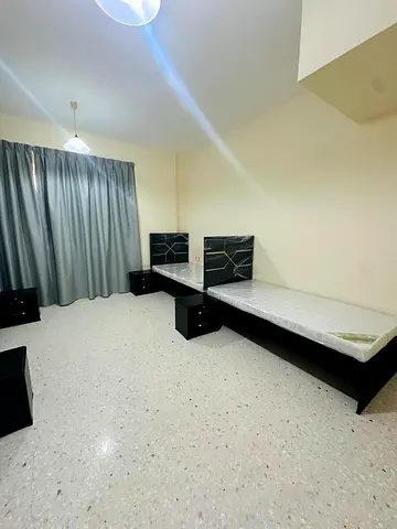 EXECUTIVE BED SPACE ONLY FOR LADIES